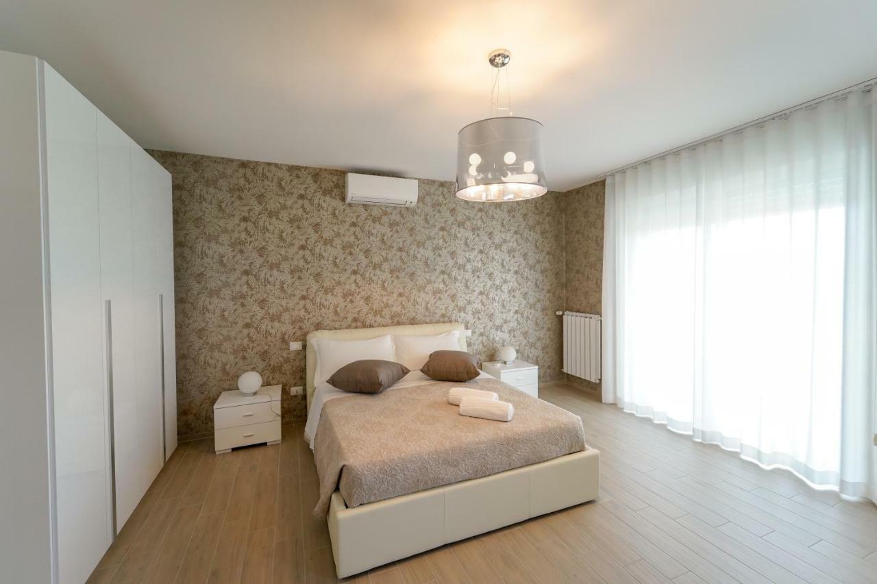 Bed and Breakfast Wojtyla Airport Bari Exteriér fotografie